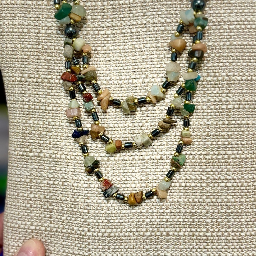 Vintage Hematite with natural stones necklace - Picture 4 of 4
